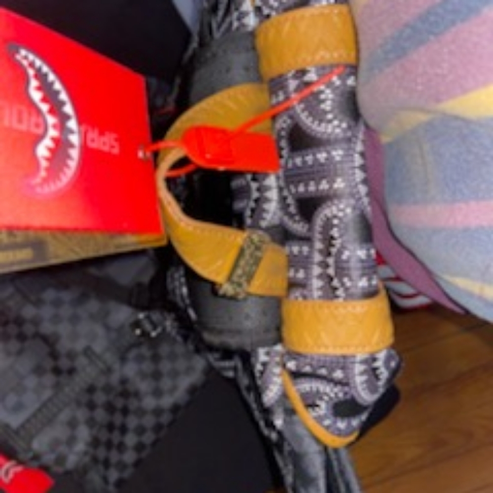 Sprayground backpack - Picture 4 of 7